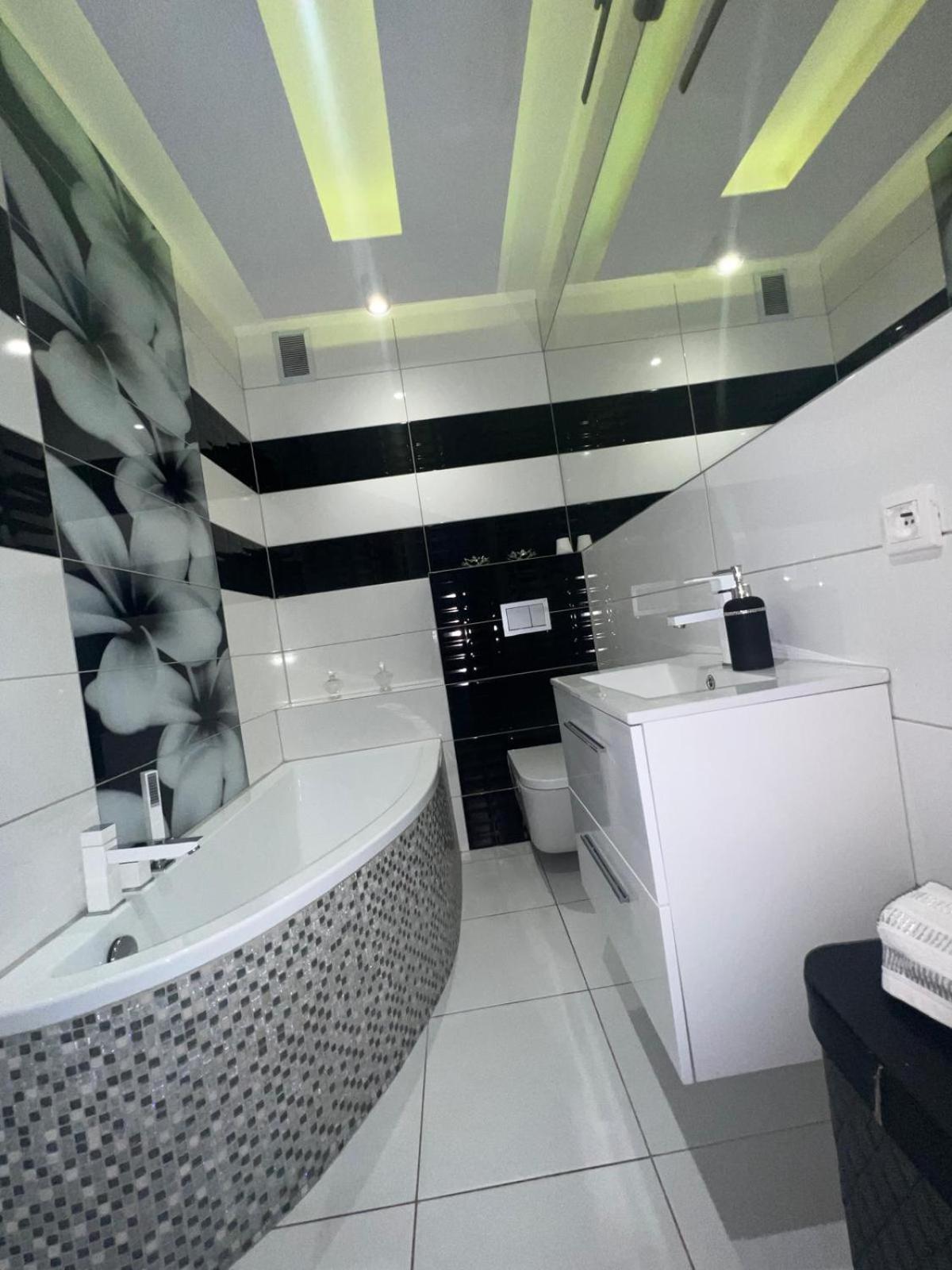 Apartament Z Kuchnia Dla 4 Osob W Centrum Bydgoszczy Mbella Exteriér fotografie